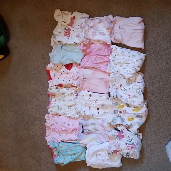 NIKE CARTERS One Pieces Euc Baby Girl 7 Lot Footed Sleepers Size